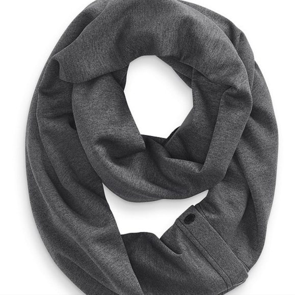 The North Face Supine Scarf Gray - Picture 2 of 5